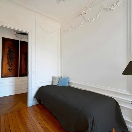 Charming Auteuil *